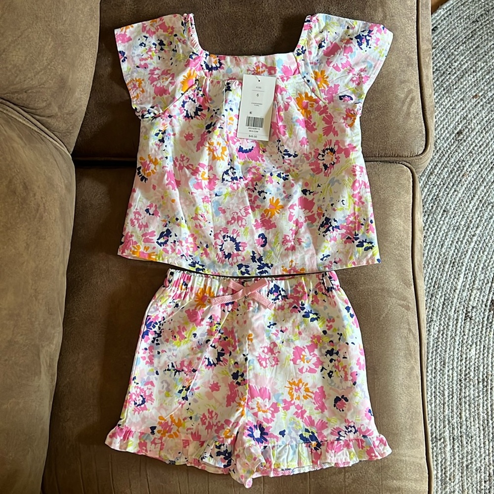 Little Girls NWT Short Set